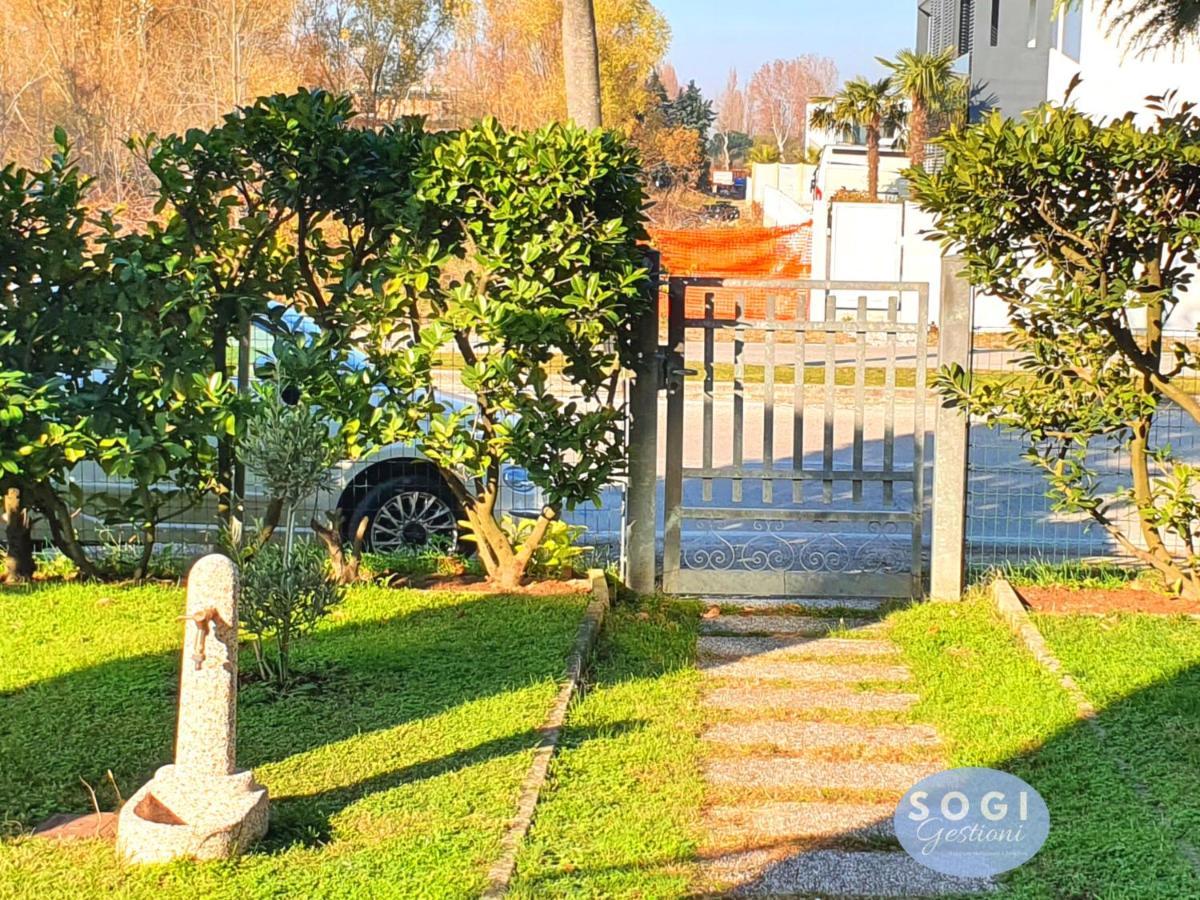 Casa Sbrindoli Lejlighed Lido di Jesolo Eksteriør billede